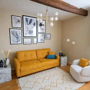 Apartment Piazza Santo Stefano Con Vista, Bologna