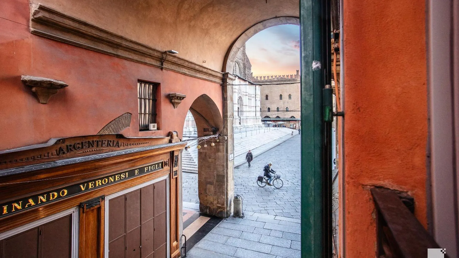 Lejlighed Urbanicooh Guidozagni - Piazza Maggiore View Bologna